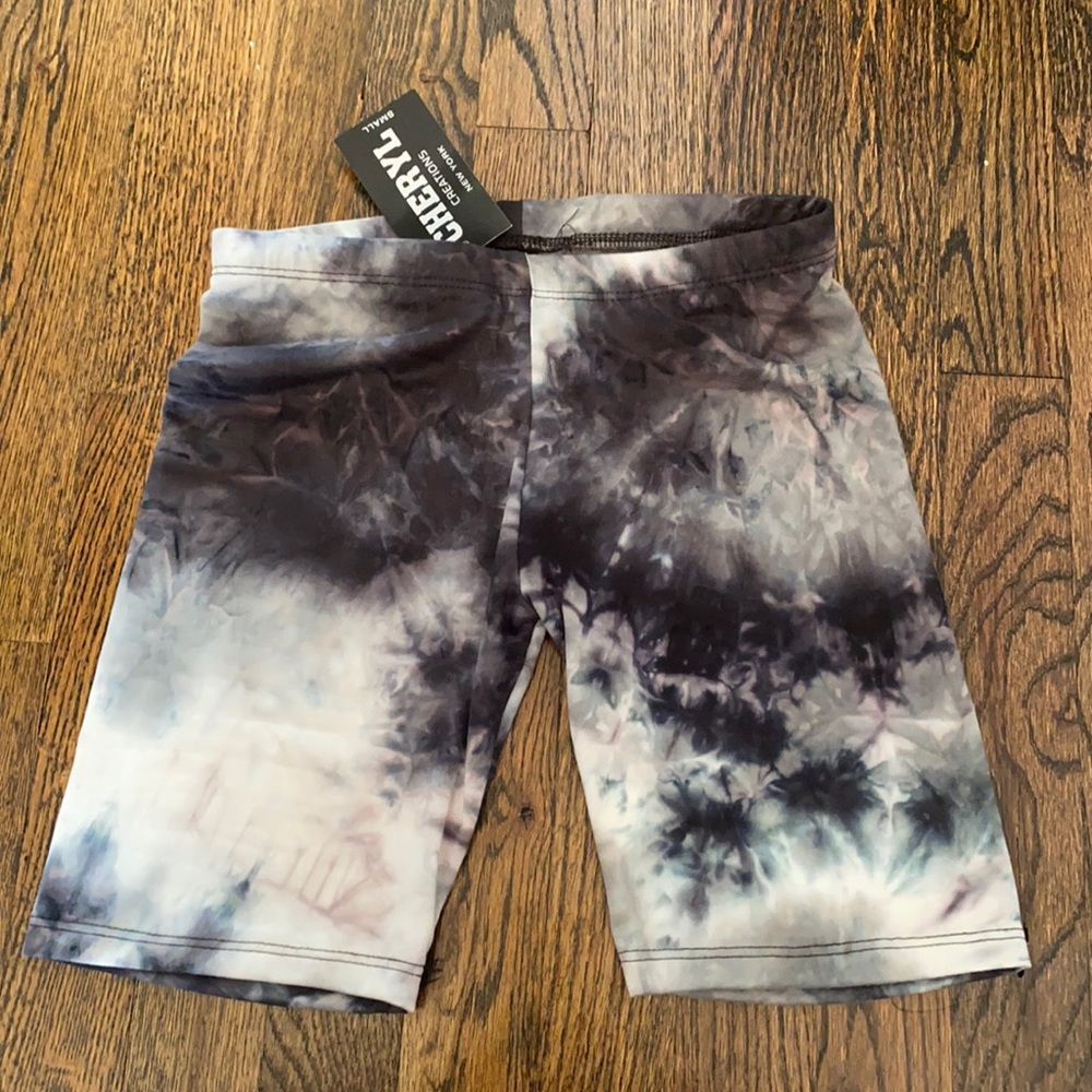 tie dye bike shorts size small